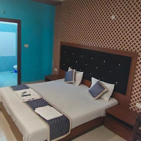 Hotel Admire Suite Chennai Exterior photo